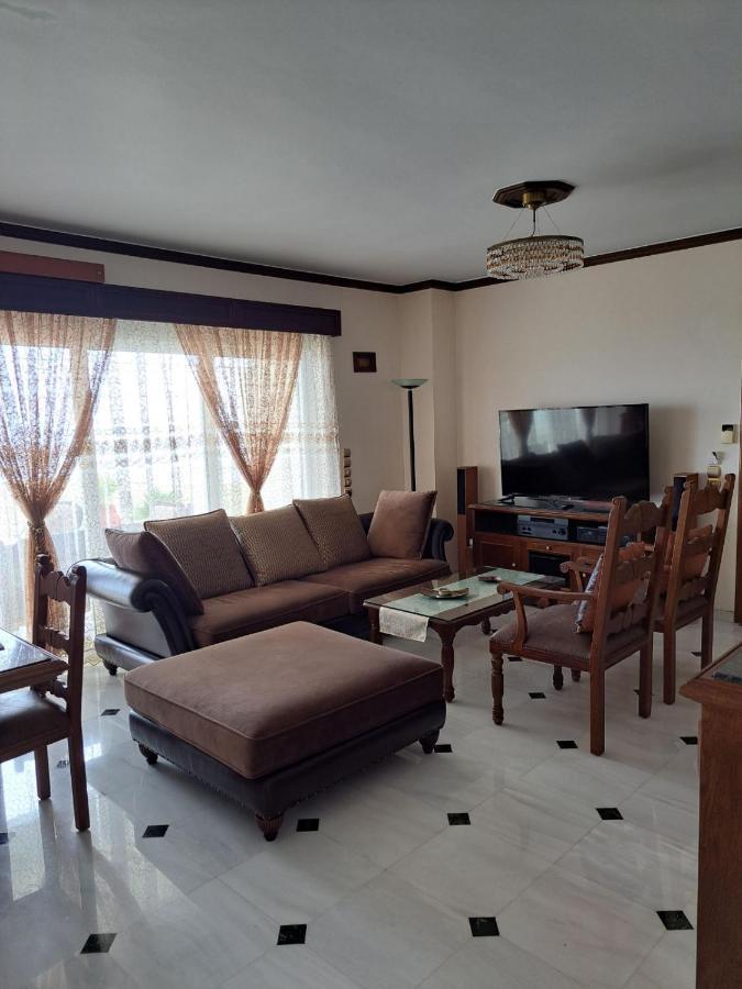 Seaview Flora'S Luxury Apartment-300Meters From The Beach Rethymno Esterno foto