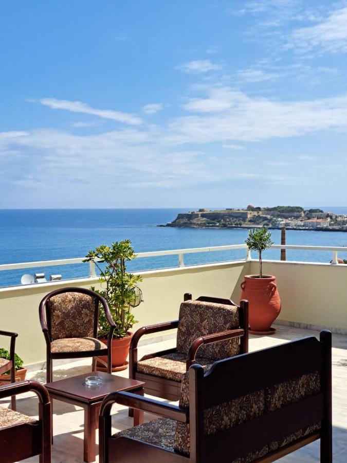 Seaview Flora'S Luxury Apartment-300Meters From The Beach Rethymno Esterno foto