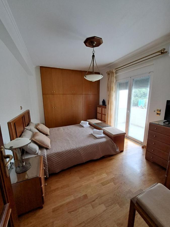 Seaview Flora'S Luxury Apartment-300Meters From The Beach Rethymno Esterno foto