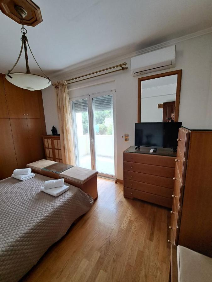 Seaview Flora'S Luxury Apartment-300Meters From The Beach Rethymno Esterno foto
