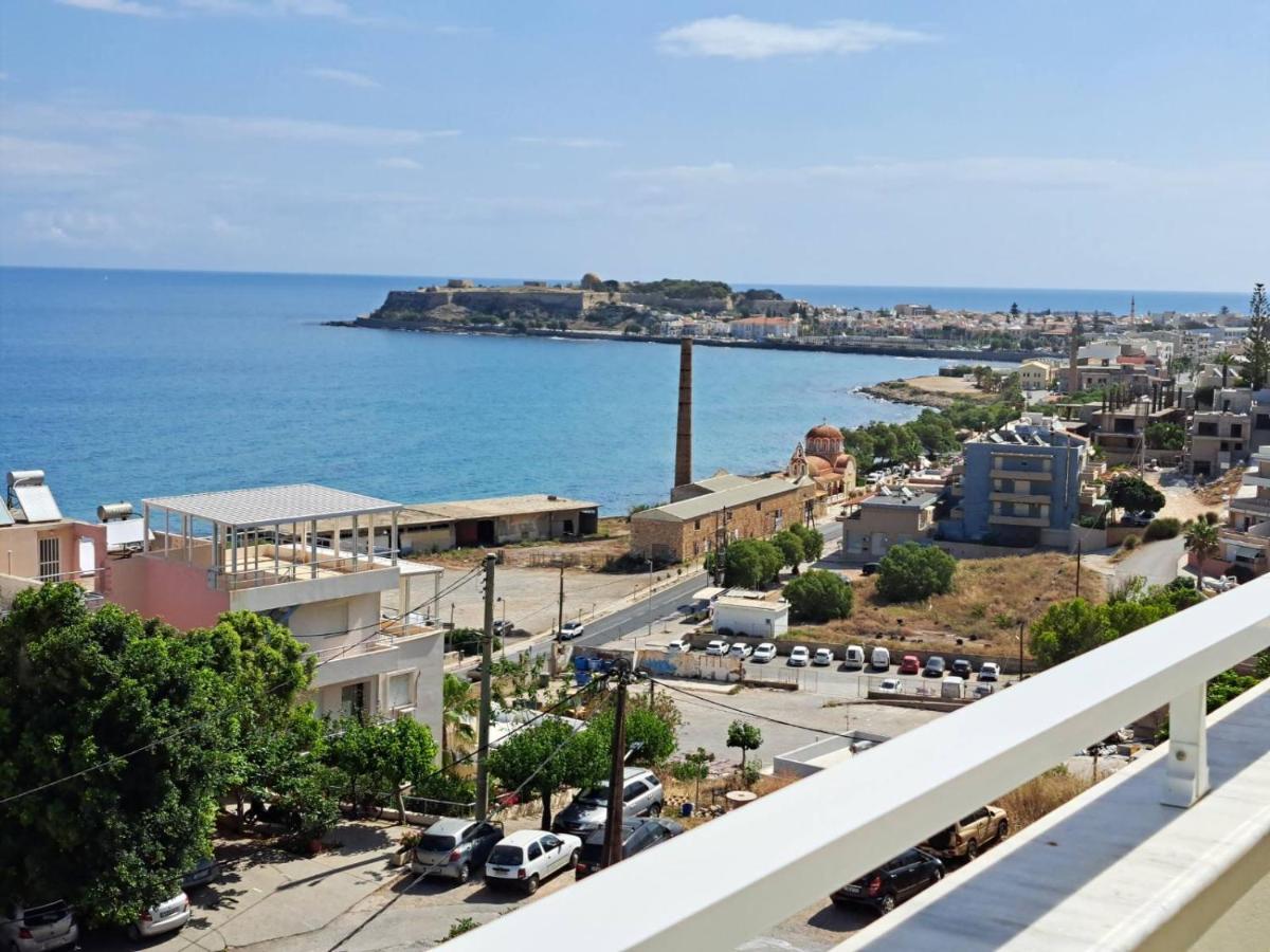 Seaview Flora'S Luxury Apartment-300Meters From The Beach Rethymno Esterno foto