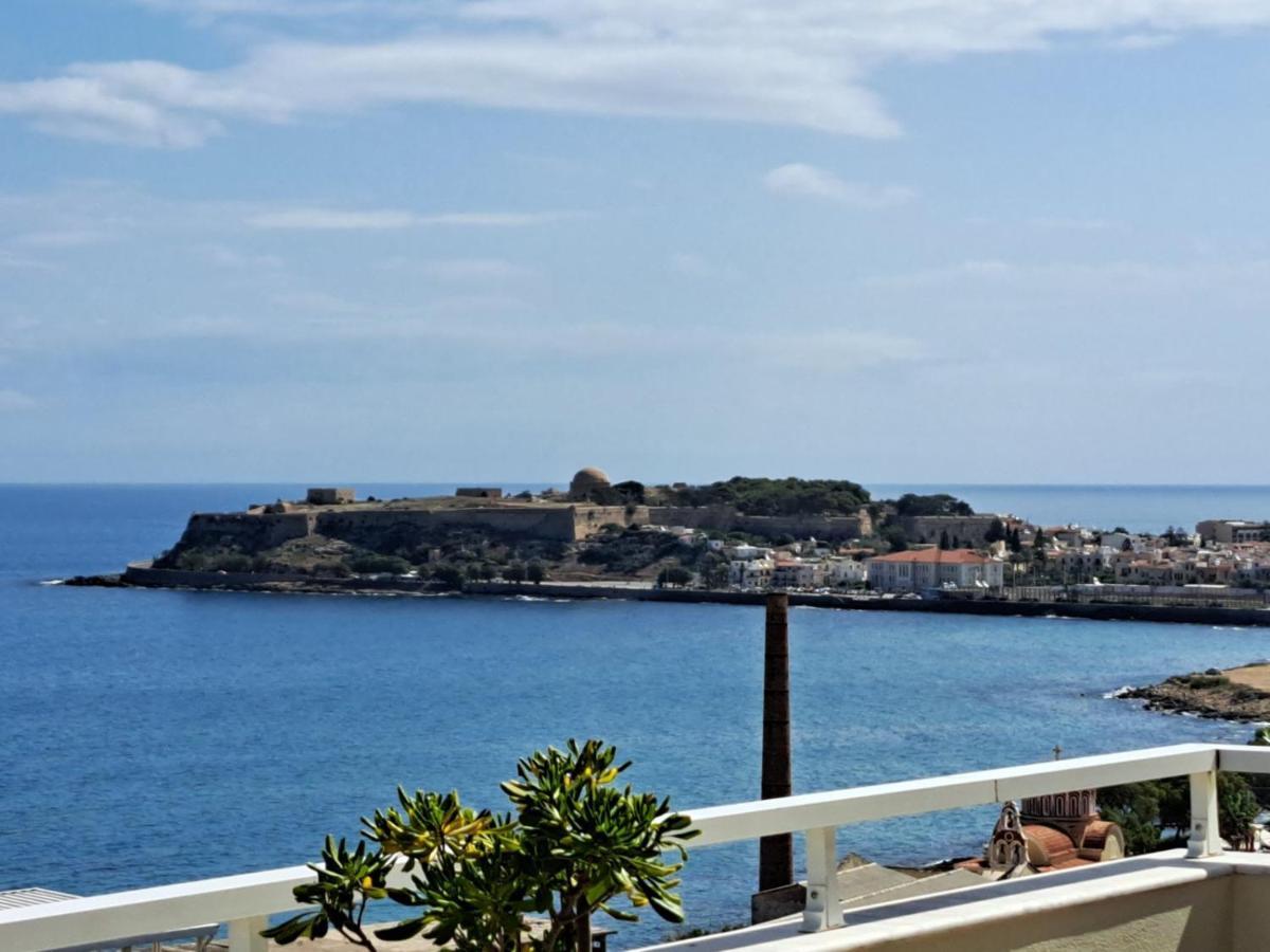 Seaview Flora'S Luxury Apartment-300Meters From The Beach Rethymno Esterno foto