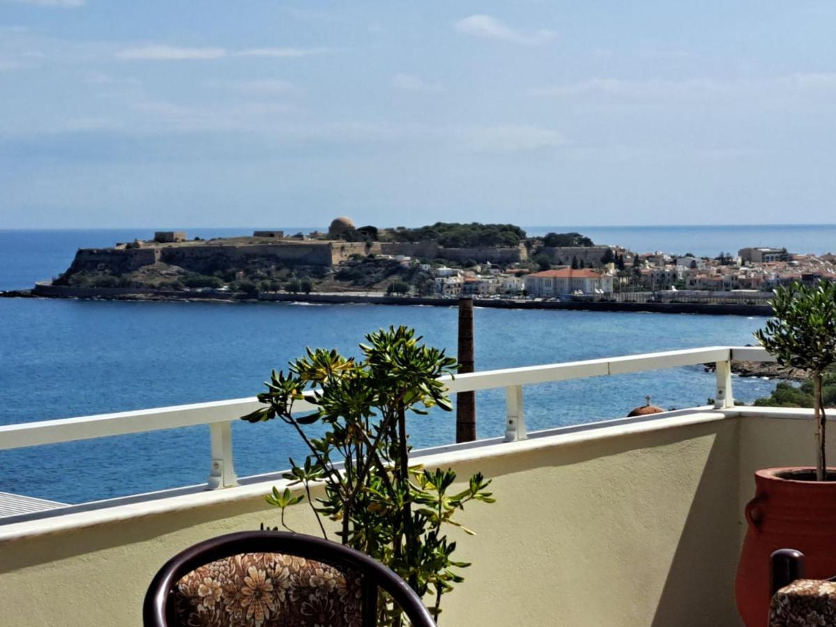 Seaview Flora'S Luxury Apartment-300Meters From The Beach Rethymno Esterno foto